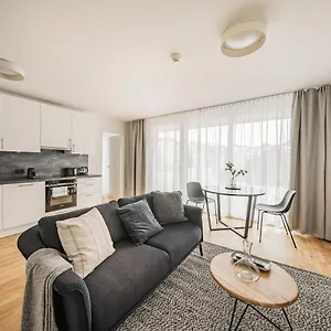 Arbio I Liv's Place Lux Апарт-отель