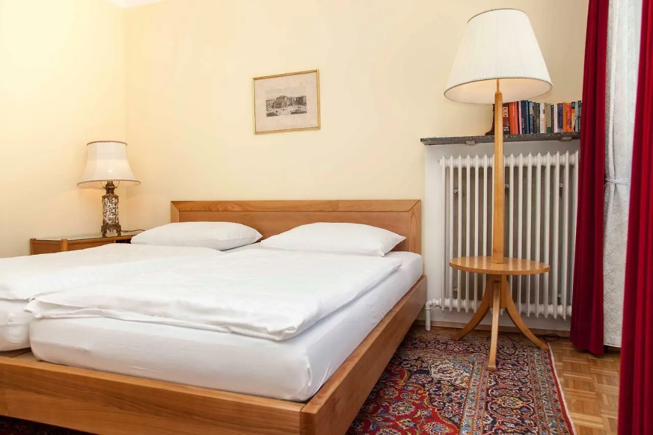 ** Aparthotel Pension Sacher - Apartments Am Stephansplatz Vienna Austria